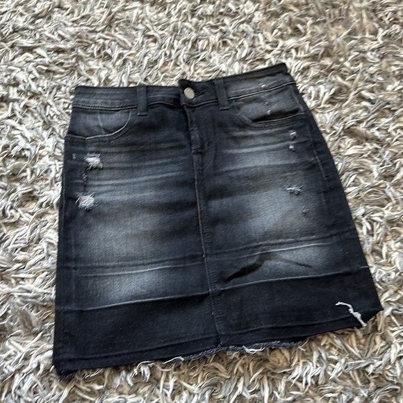🔥SEND OFFERS🔥J BRAND
Leila pencil mini skirt​ - Picture 5 of 10